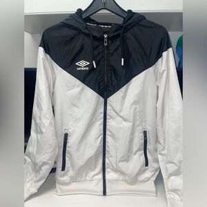 Umbro Men's Black and White Windbreaker